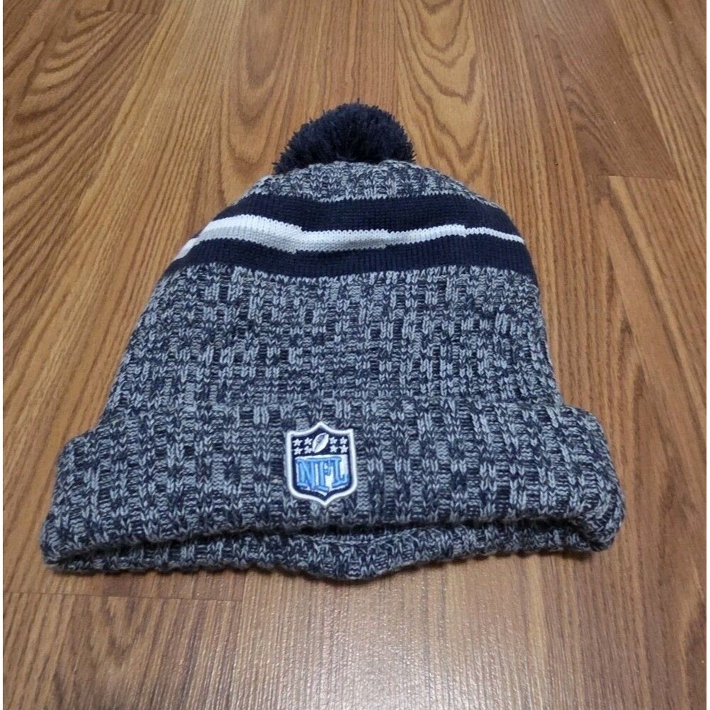 New Era Tennessee Titans NFL Gray Navy Pom Knit Beanie Hat Fleece Lined M/L - Picture 2 of 3
